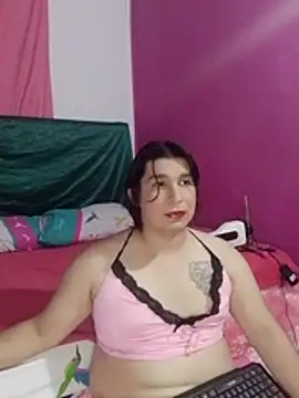 Pertunjukan Kamera Web Kaissydoll