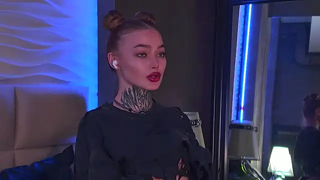 AriWild 라이브 XXX 채팅