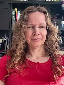 AnnikaRose Adlı Modelin Canlı XXX Sohbeti