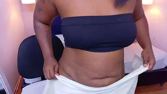 kiara_evanss' Live XXX Chat