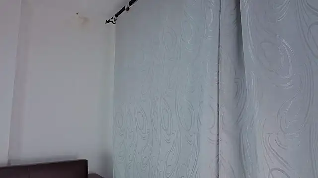 Mariana_LuのライブXXXチャット