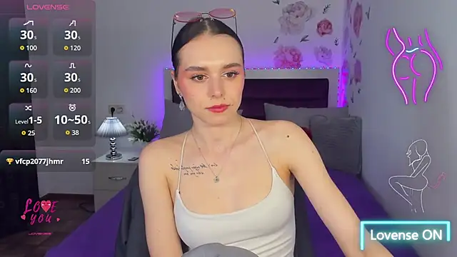 Živý XXX chat EmelyMason