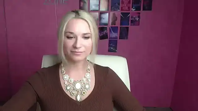 Melodie_Aster's Live XXX Chat