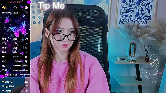 Chat XXX en directo de Karen__davis