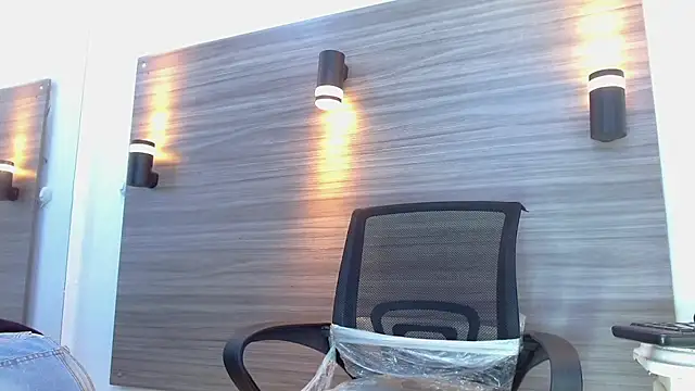 LuckyBluex's Webcam Show