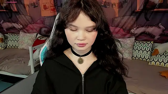 EmilyChaves Chat XXX live