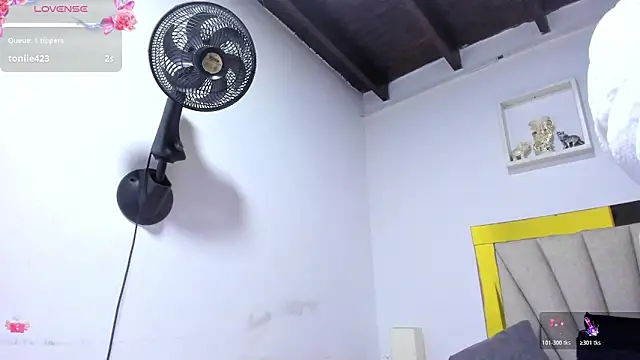 Živý XXX chat vahiolet_fuentes