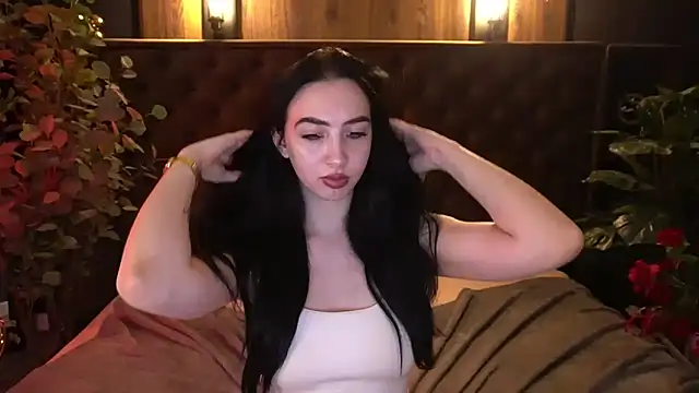 WildKittenX_のライブXXXチャット