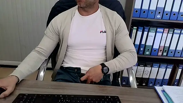 Evasionee Adlı Modelin Web Kamerası Şovu