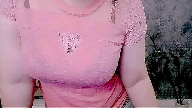 Djullia: απευθείας συνομιλία ΧΧΧ