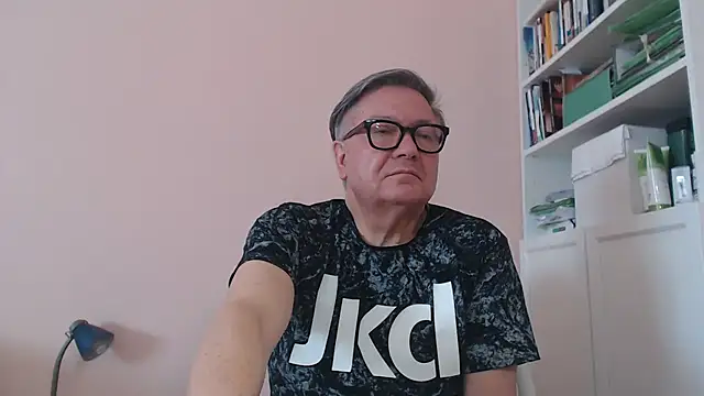 YOU6me Pertunjukan Webcam