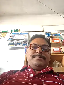 Srmotrs 即時 XXX 聊天