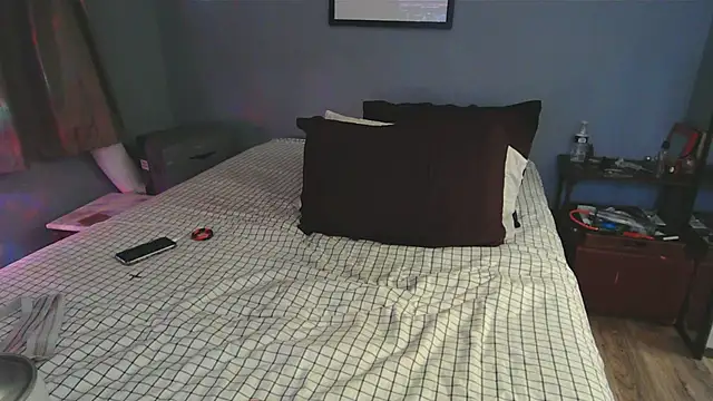 NWBuilt: απευθείας συνομιλία ΧΧΧ