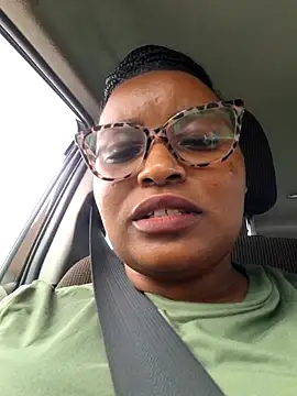 Goddess_of_Hearts' Live XXX Chat