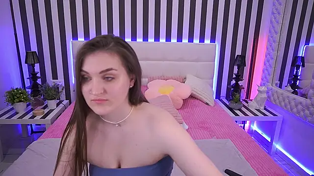 EmmyCharmm 라이브 XXX 채팅