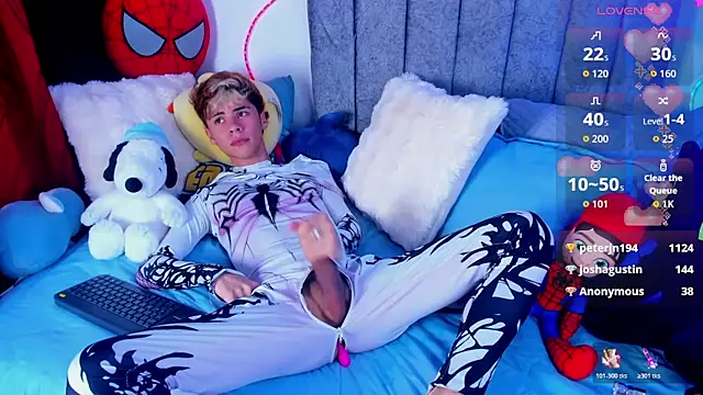 Callum_777's Webcam Show