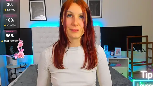 Chatroom XXX en direct de KiraNeeww