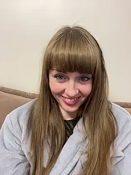 Kamilochka2951 élő XXX-chatje