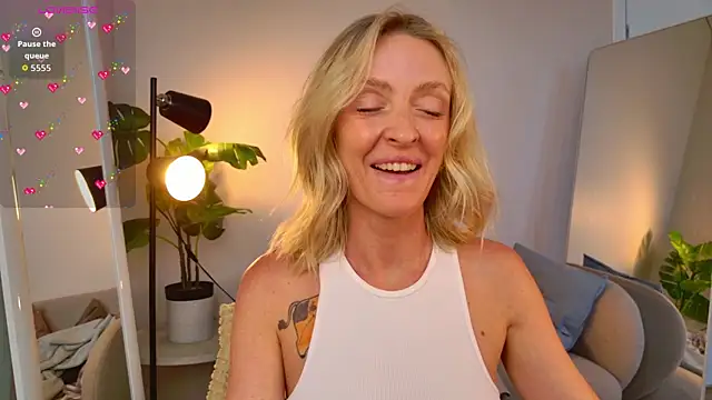 sexuallycorrecte Chat XXX live