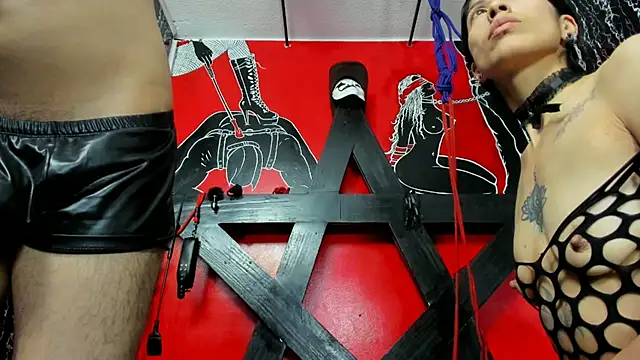 Chat +18 de damian_and_tiana ao vivo