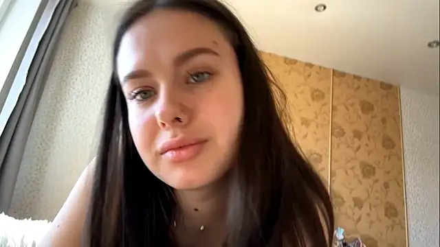 Chat +18 de KristyKlyra ao vivo