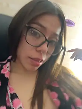 دردشة sarawiliamx الجنسية المباش رة