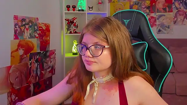 دردشة ChloeHalses الجنسية المباشرة