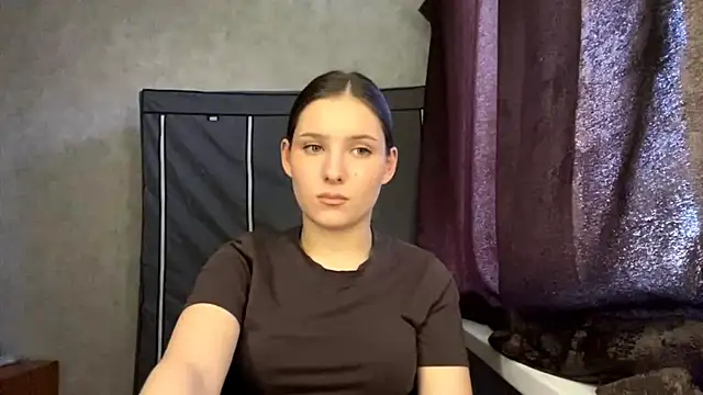 FoxieFlare Live XXX Chat