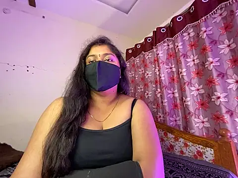 แชท XXX สดของ LouleyRanii