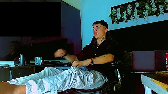 دردشة HannibalLester الجنسية المباشرة