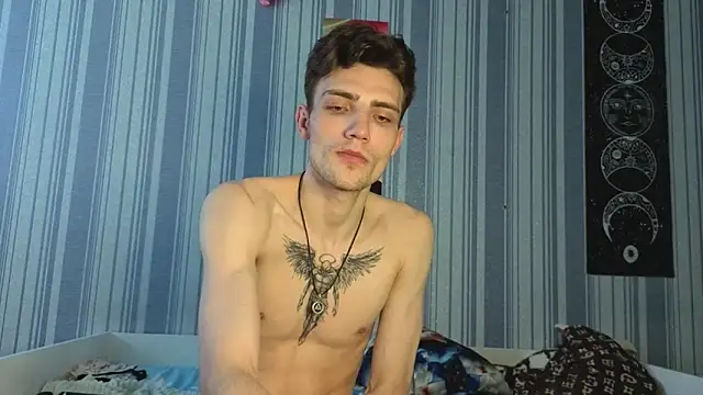 EmiliaCouple Webcamshow