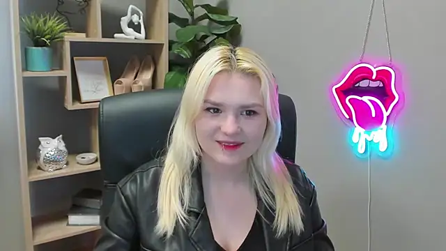 Živý XXX chat SweetLilyxo