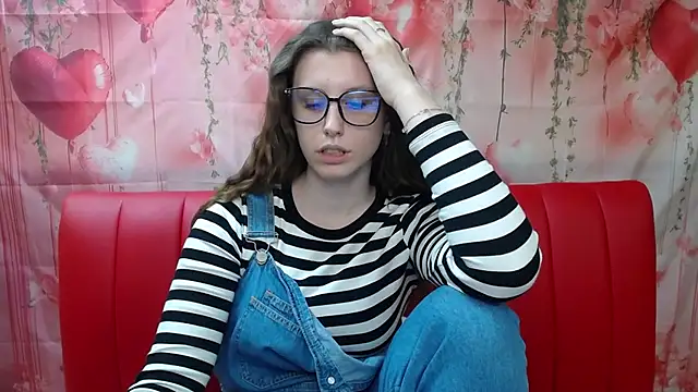 LilianaShine: онлайн-секс-чат