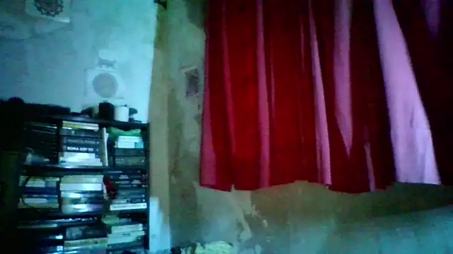 Latinopervsのウェブカメラショー