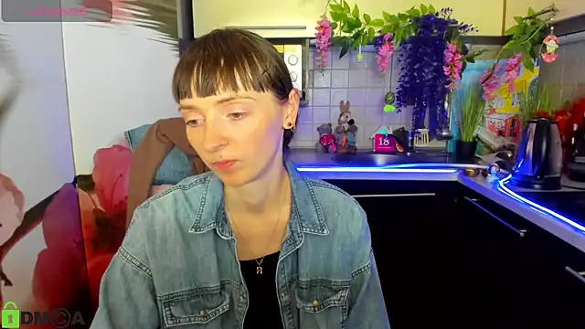 TayanaJons Chat XXX in diretta