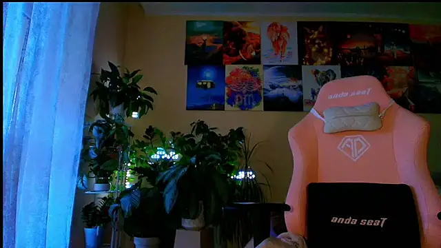 GoodWitch_ élő XXX-chatje