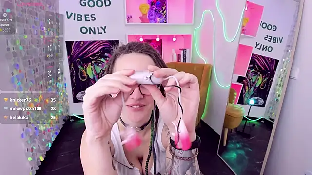 LisaFoxy_y Obrolan Langsung XXX