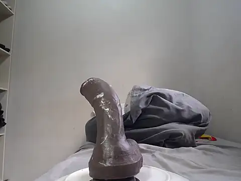 Show modela KinkyJXxX na web-kameri