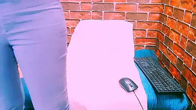 indian_spice_girl live XXX chat