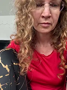 AnnikaRoseのライブXXXチャット