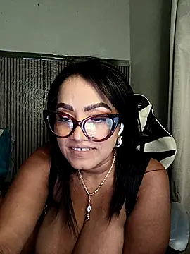 Živý XXX chat Yameil