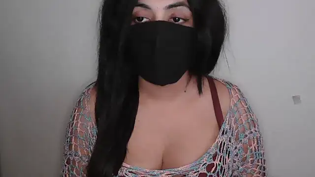 Reddy_Trisha Live XXX-Chat