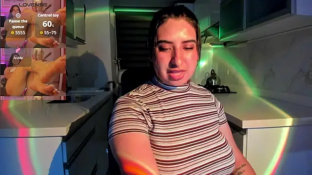 Chat XXX en directo de alice_coopperx