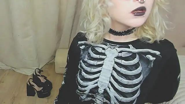 EdythElswick live XXX chat