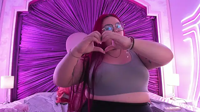 Chat XXX en directo de Lushi_Love