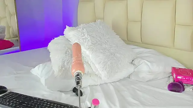 EmmaLawrence_ live XXX chat