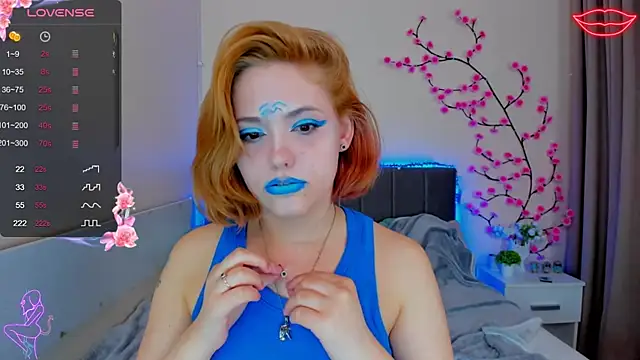 DellaRows live XXX chat