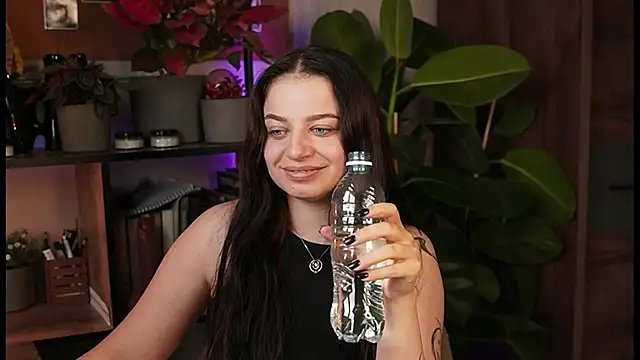 Živý XXX chat just_dakota_