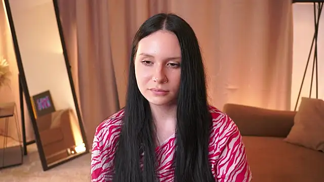 DeloresSaberi webcam show