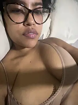 Kittybrown18 – Live XXX-chat